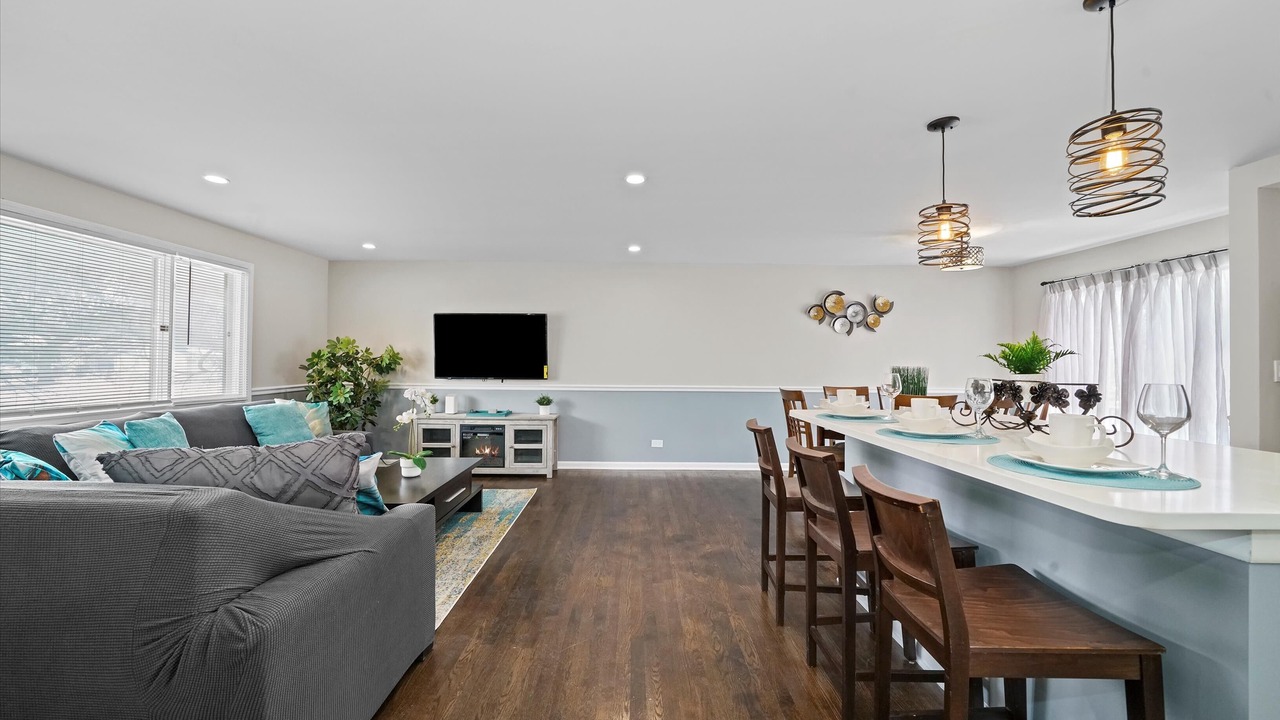 Photo of Livingroom in Fox Valley