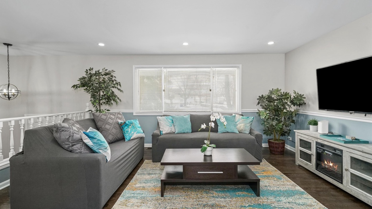 Photo of Livingroom in Fox Valley