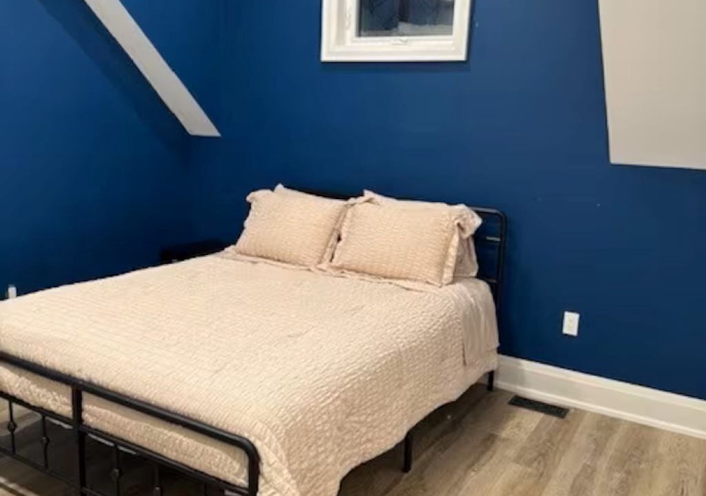 Photo of Bedroom in Oro-Medonte