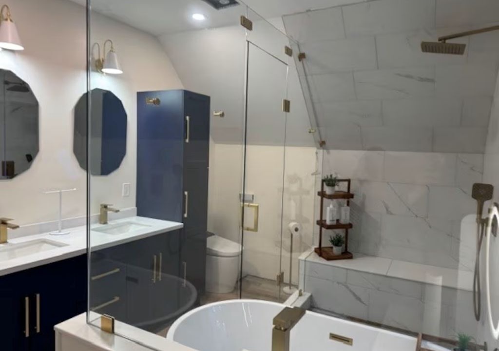Photo of Bathroom in Oro-Medonte
