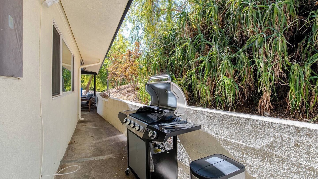 Photo of Patio Balcony in La Canada Flintridge