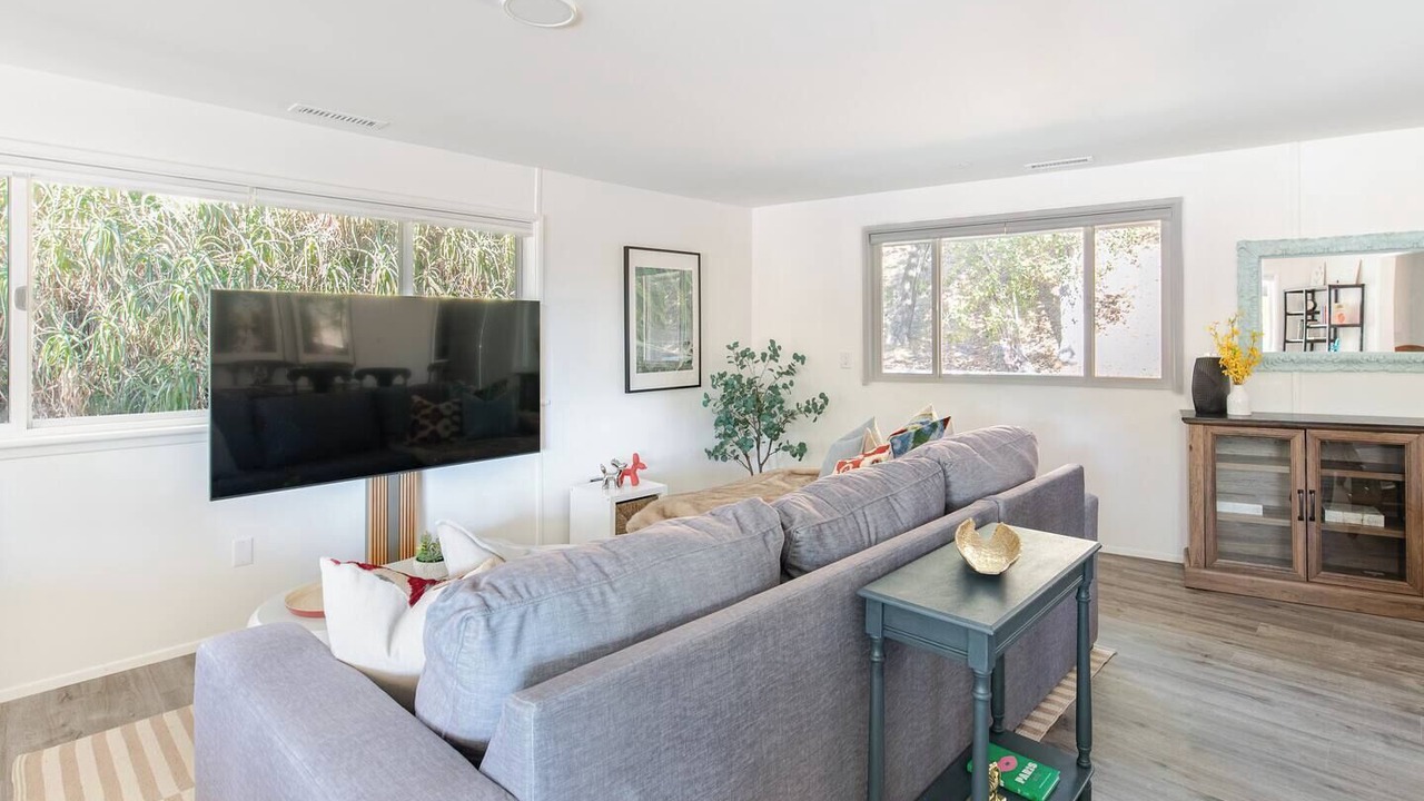 Photo of Livingroom in La Canada Flintridge