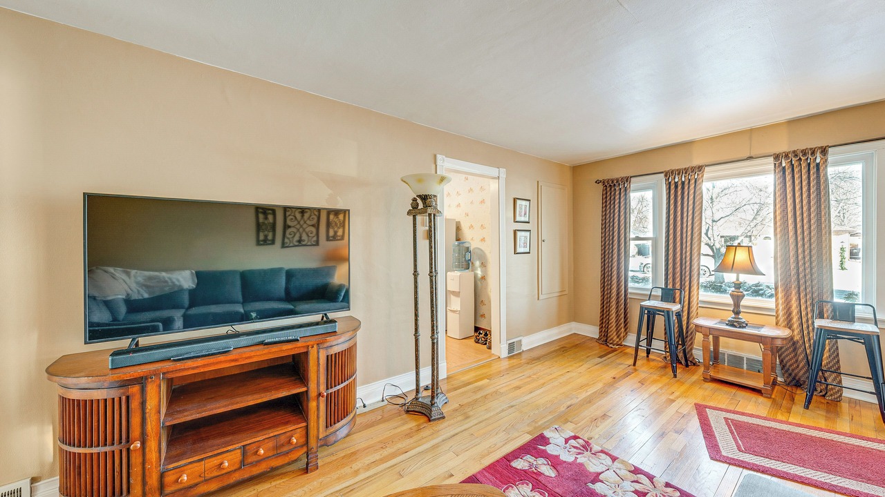 Photo of Livingroom in Loves Park