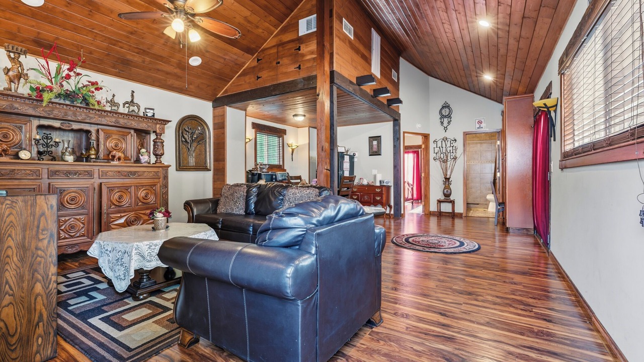 Photo of Livingroom in Fair Oaks