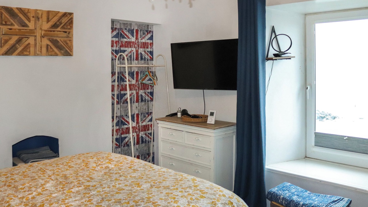 Photo of Others in Borth