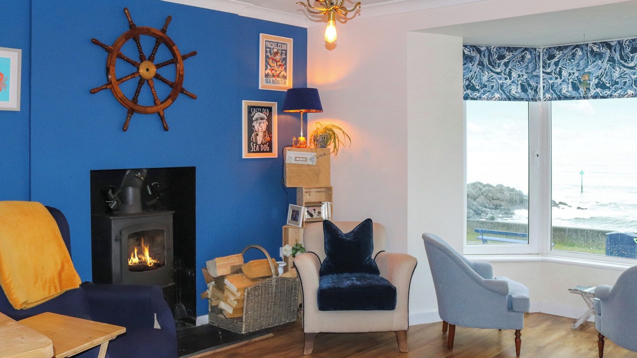 Photo of Others in Borth