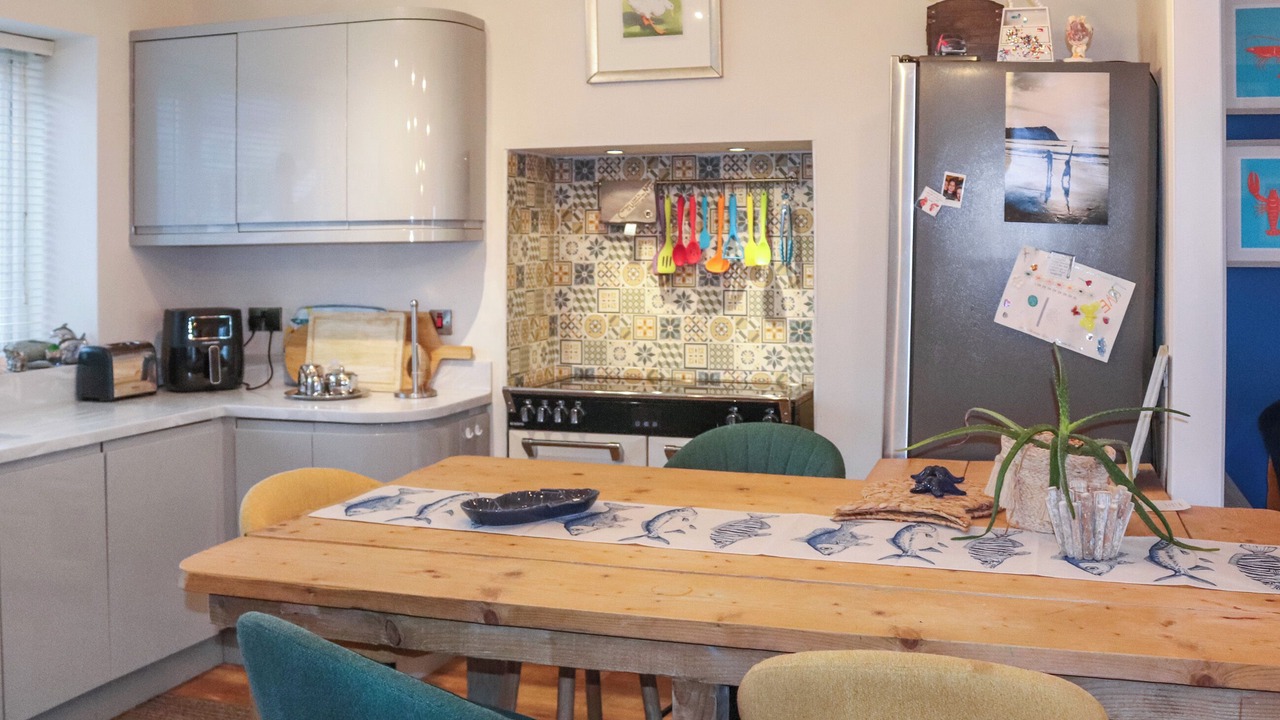 Photo of Others in Borth