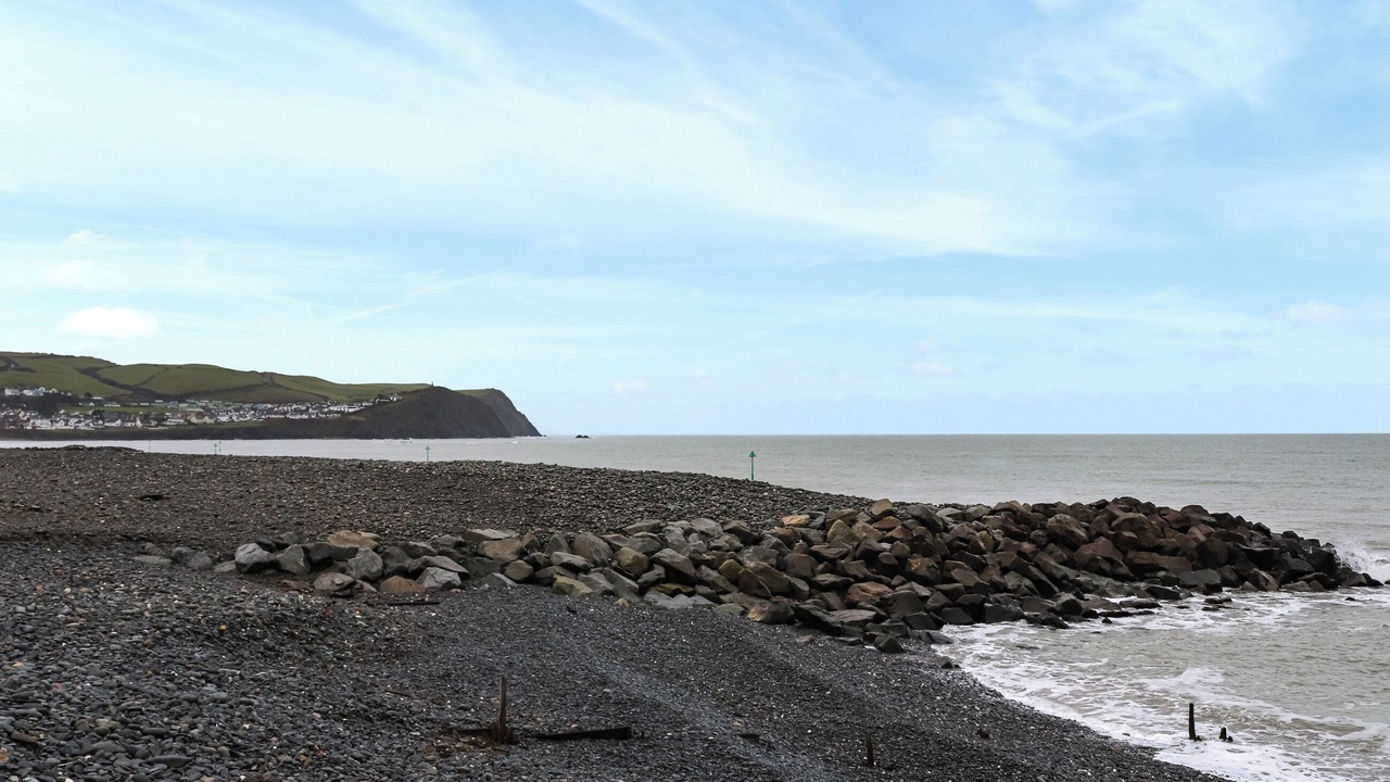 Photo of Others in Borth