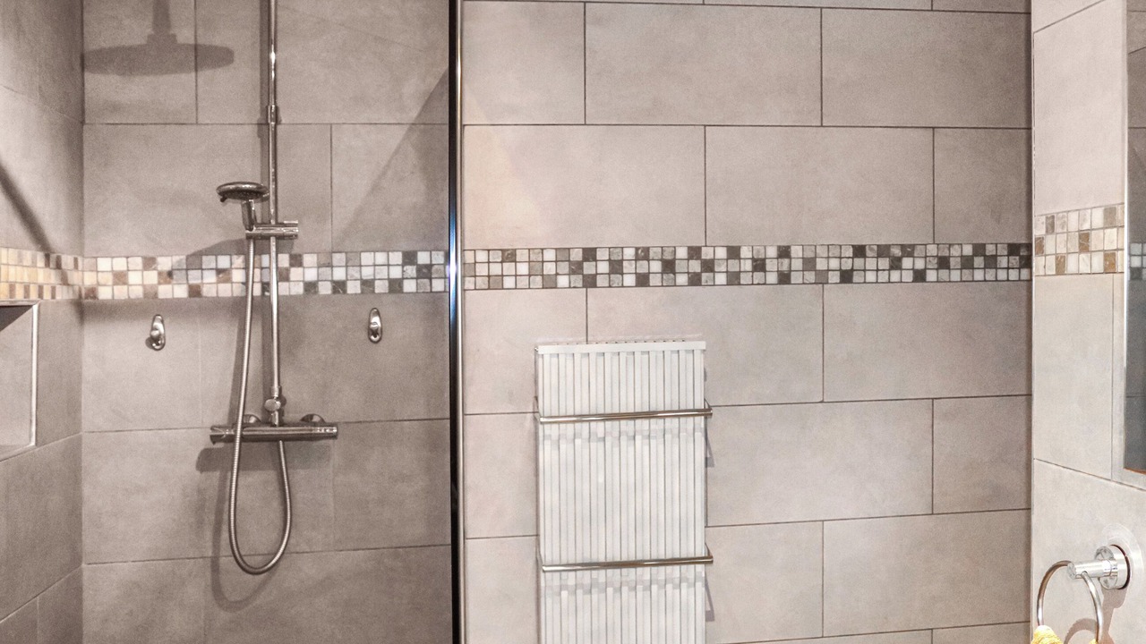 Photo of Bathroom in Borth