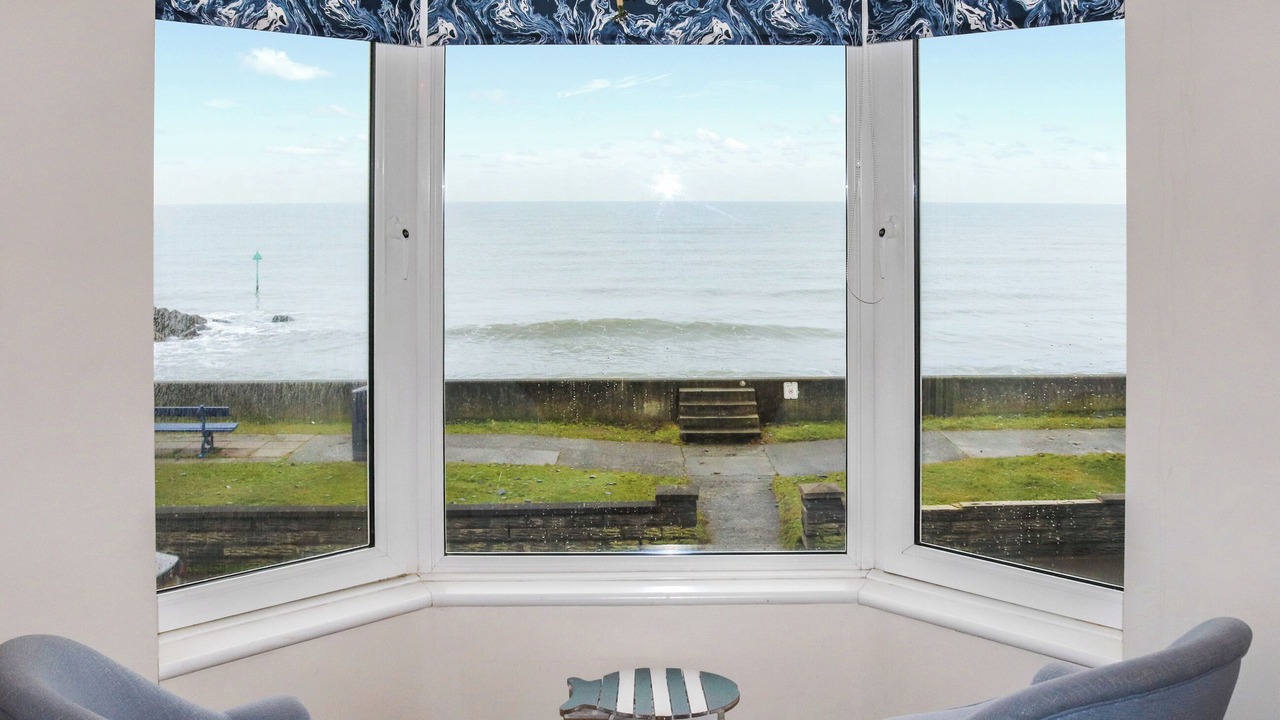 Photo of Others in Borth