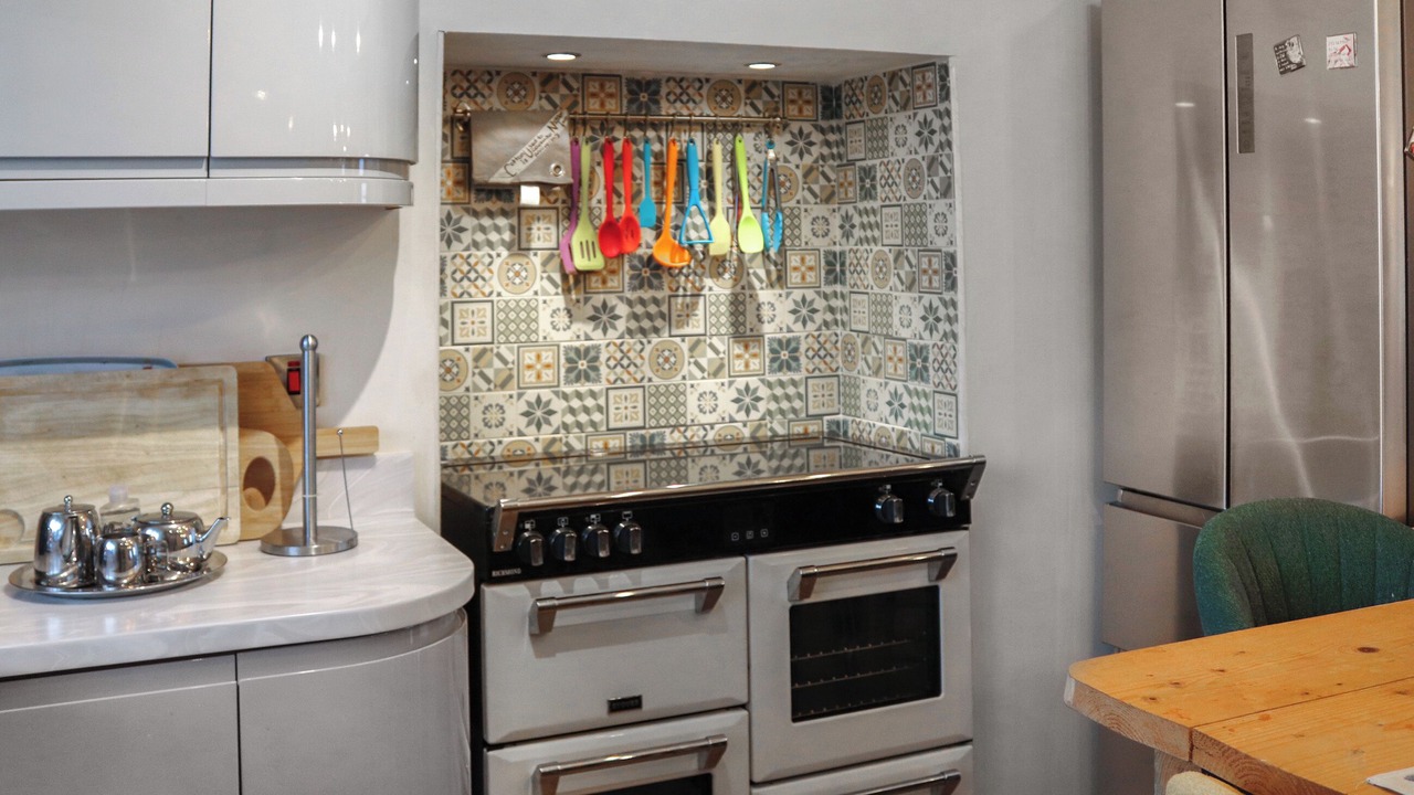 Photo of Others in Borth