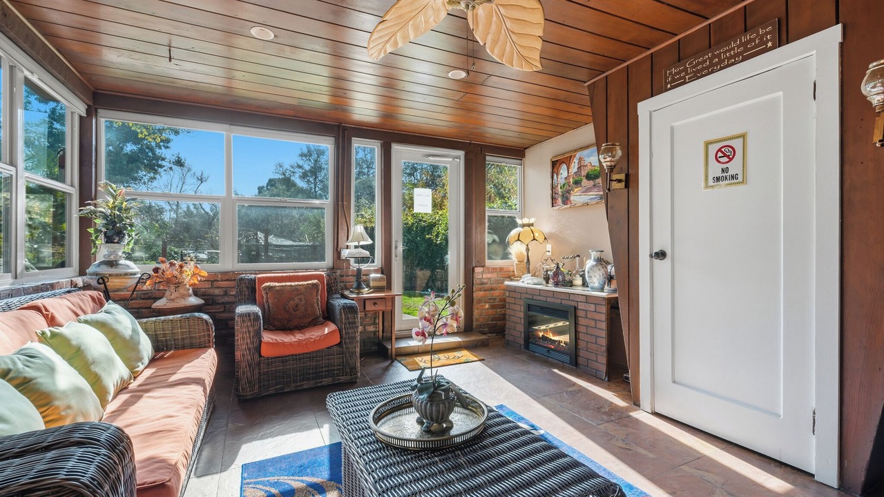 Photo of Livingroom in Fair Oaks