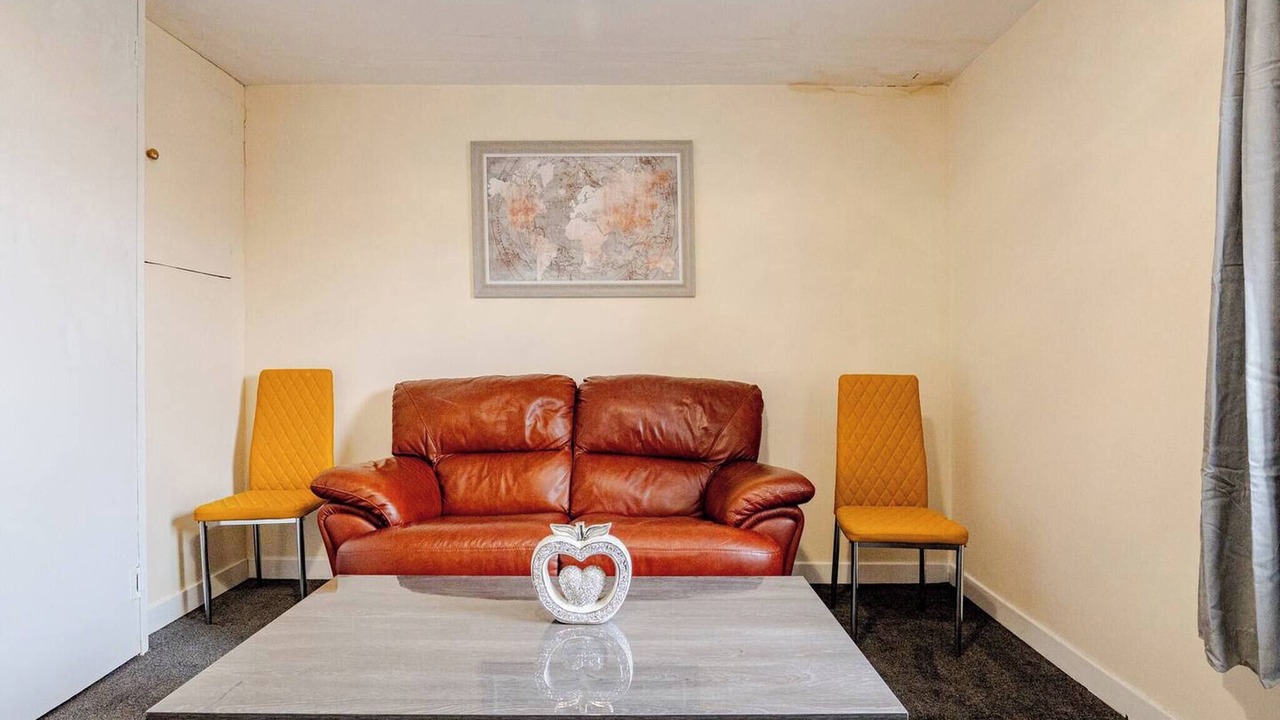 Photo of Livingroom in Hamilton