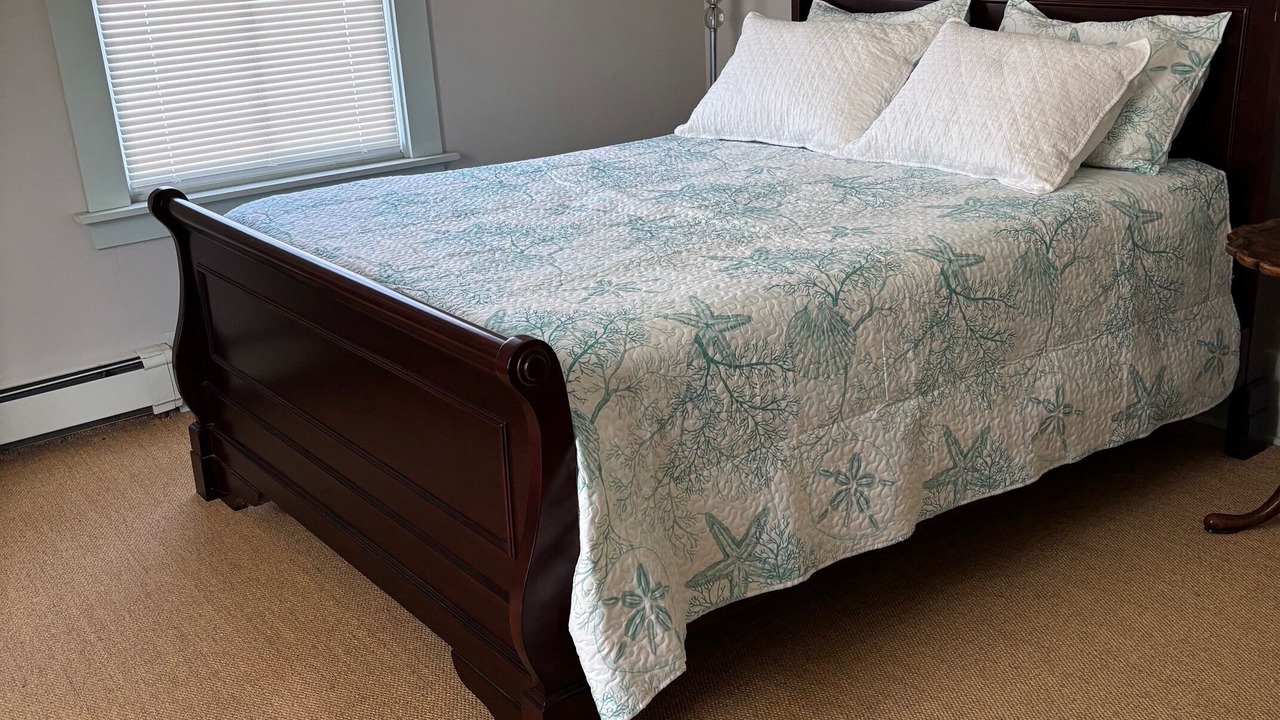 Photo of Bedroom in Clinton