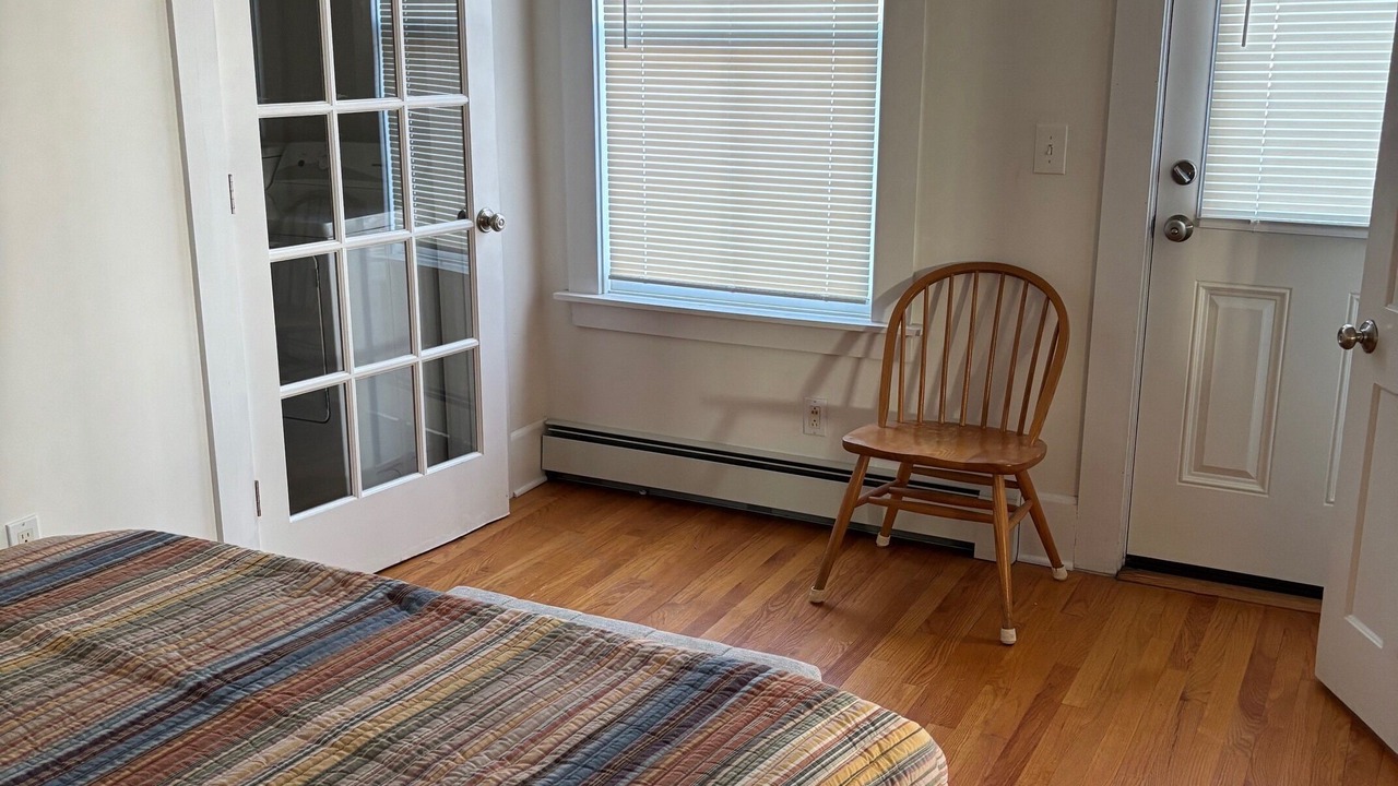 Photo of Bedroom in Clinton