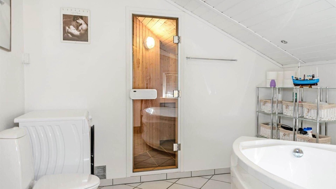 Photo of Bathroom in Kalundborg