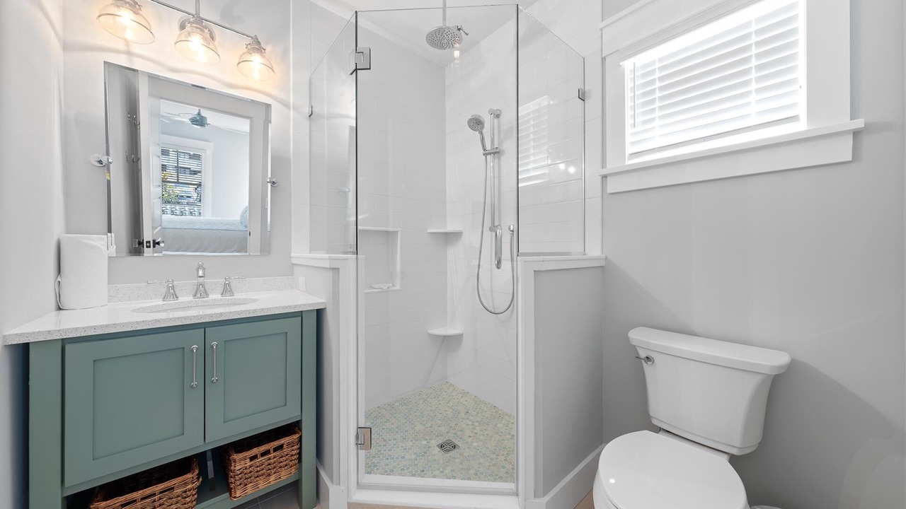 Photo of Bathroom in Avalon