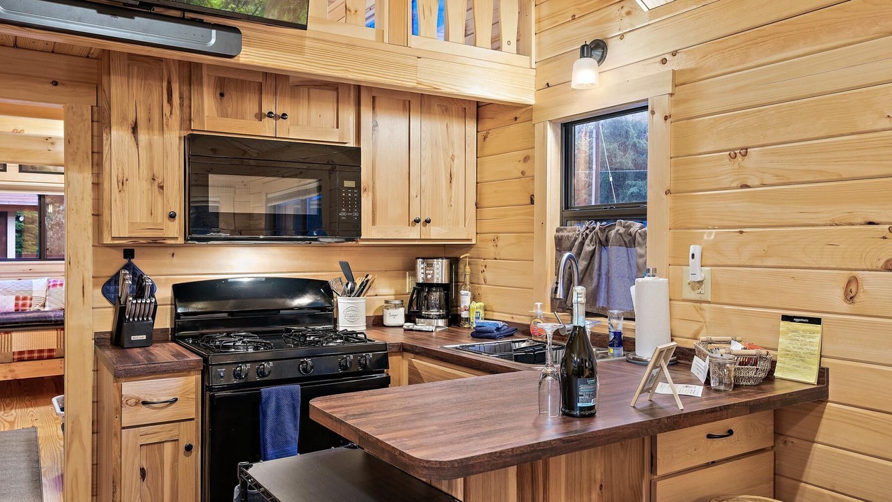 Photo of Kitchen in Paradise Estates