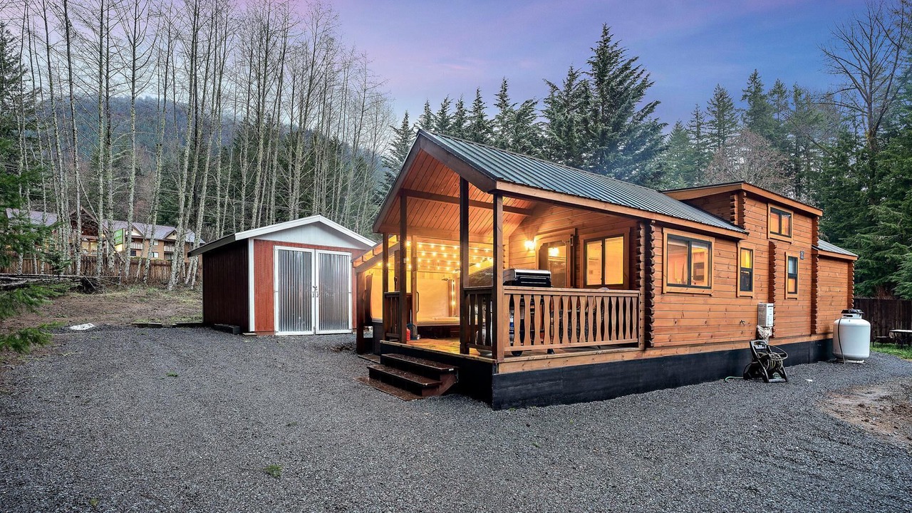 Photo of Outdoor in Paradise Estates