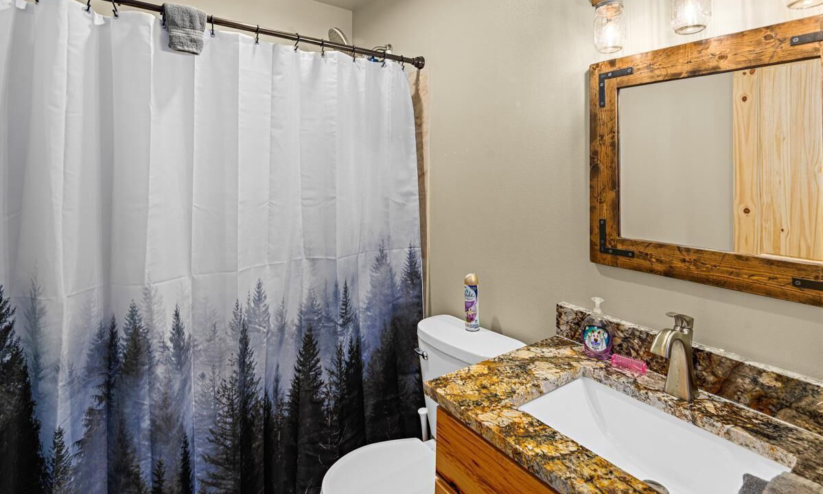 Photo of Bathroom in Paradise Estates