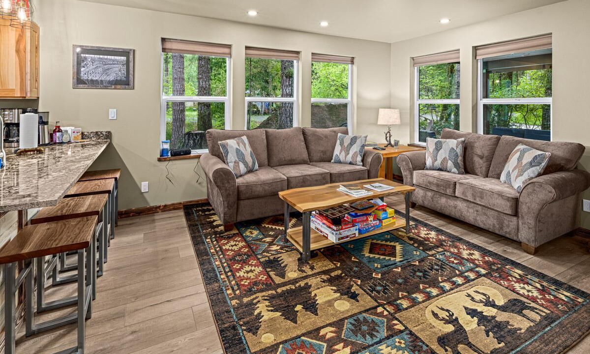 Photo of Livingroom in Paradise Estates