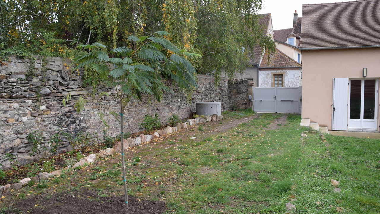 Photo of Outdoor in Souvigny