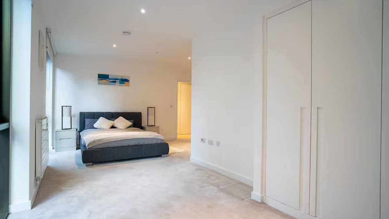 Photo of Bedroom in Royal Docks
