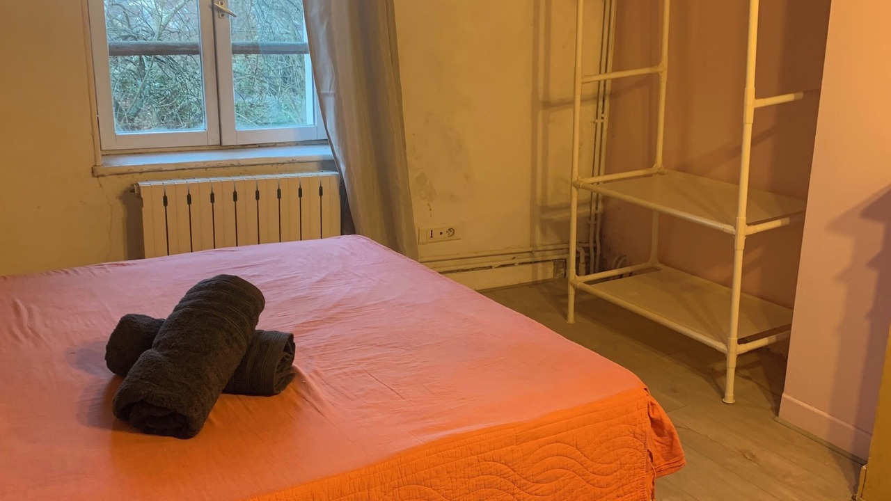 Photo of Bedroom in La Ferte-sous-Jouarre