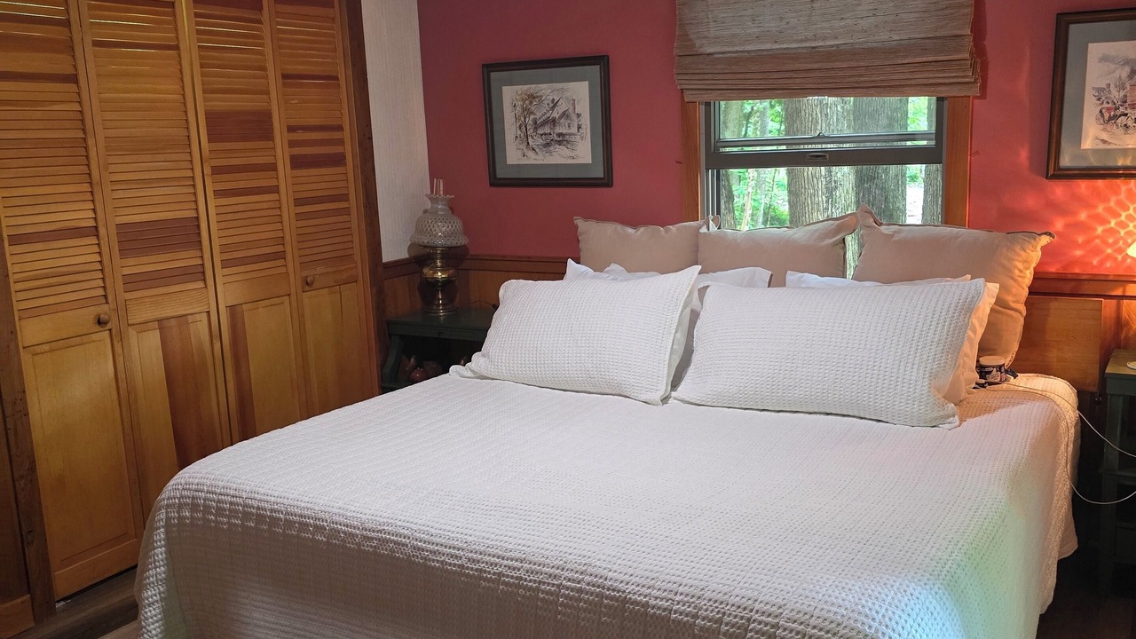 Photo of Bedroom in Cattail Creek
