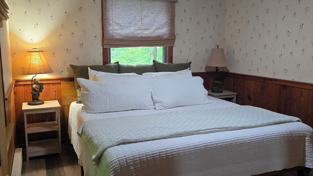 Photo of Bedroom in Cattail Creek