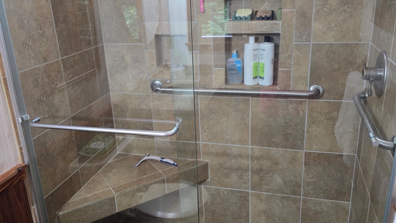 Photo of Bathroom in Cattail Creek