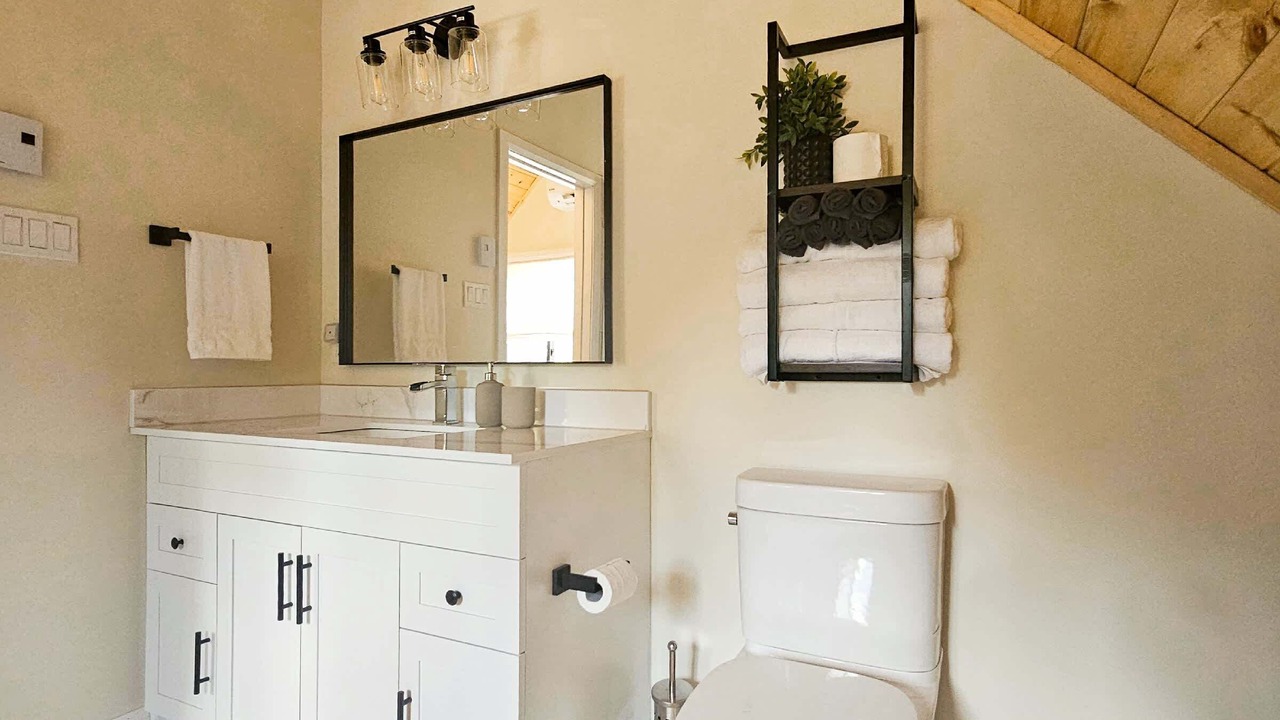 Photo of Bathroom in Mansfield-et-Pontefract