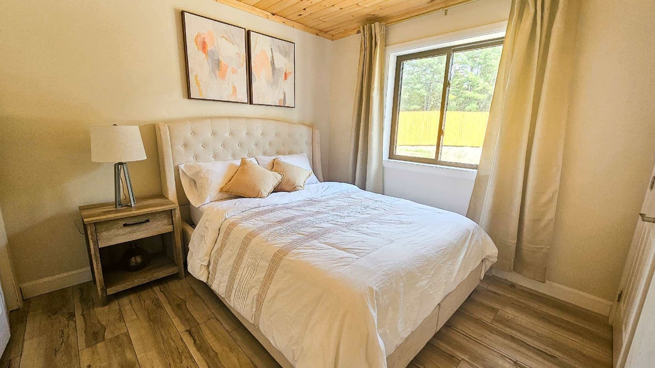 Photo of Bedroom in Mansfield-et-Pontefract