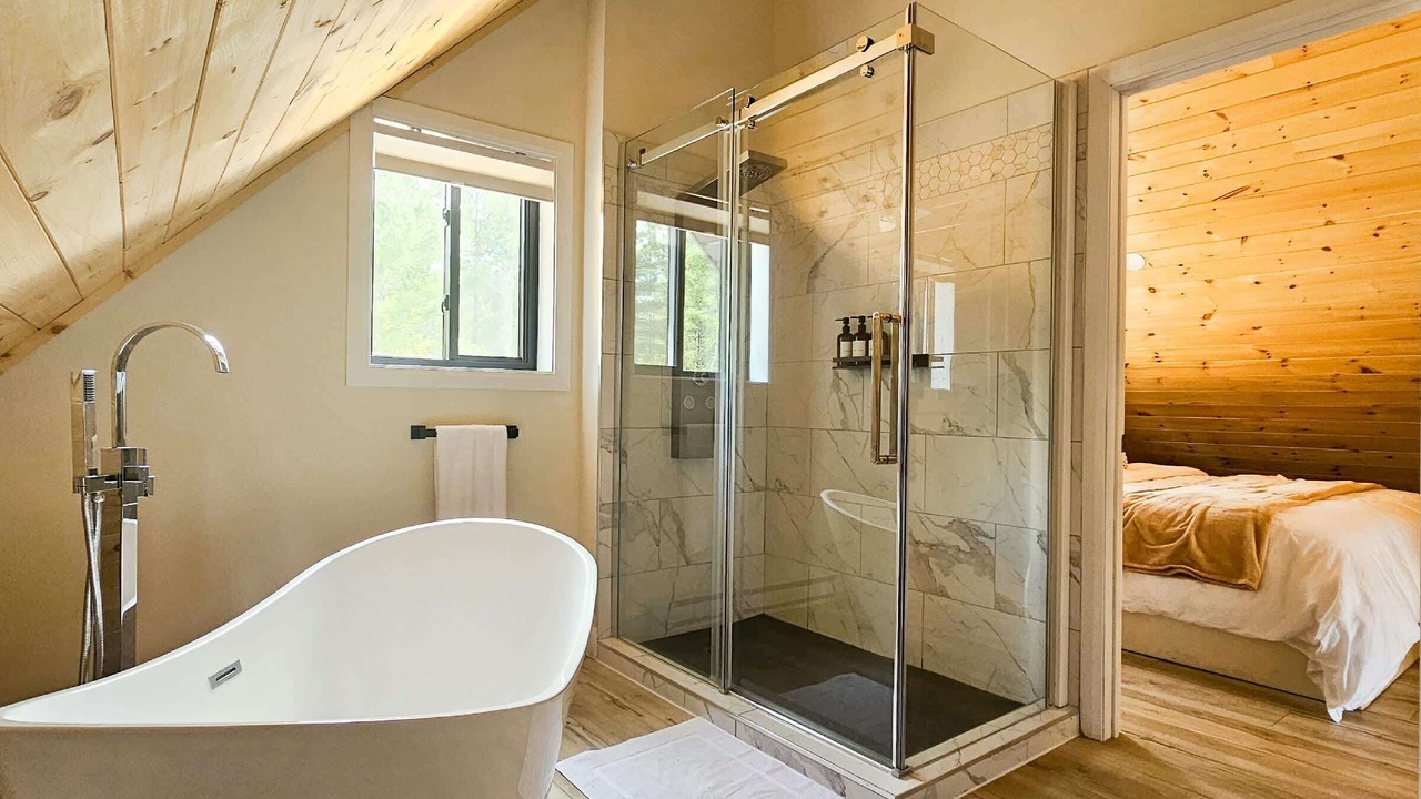 Photo of Bathroom in Mansfield-et-Pontefract
