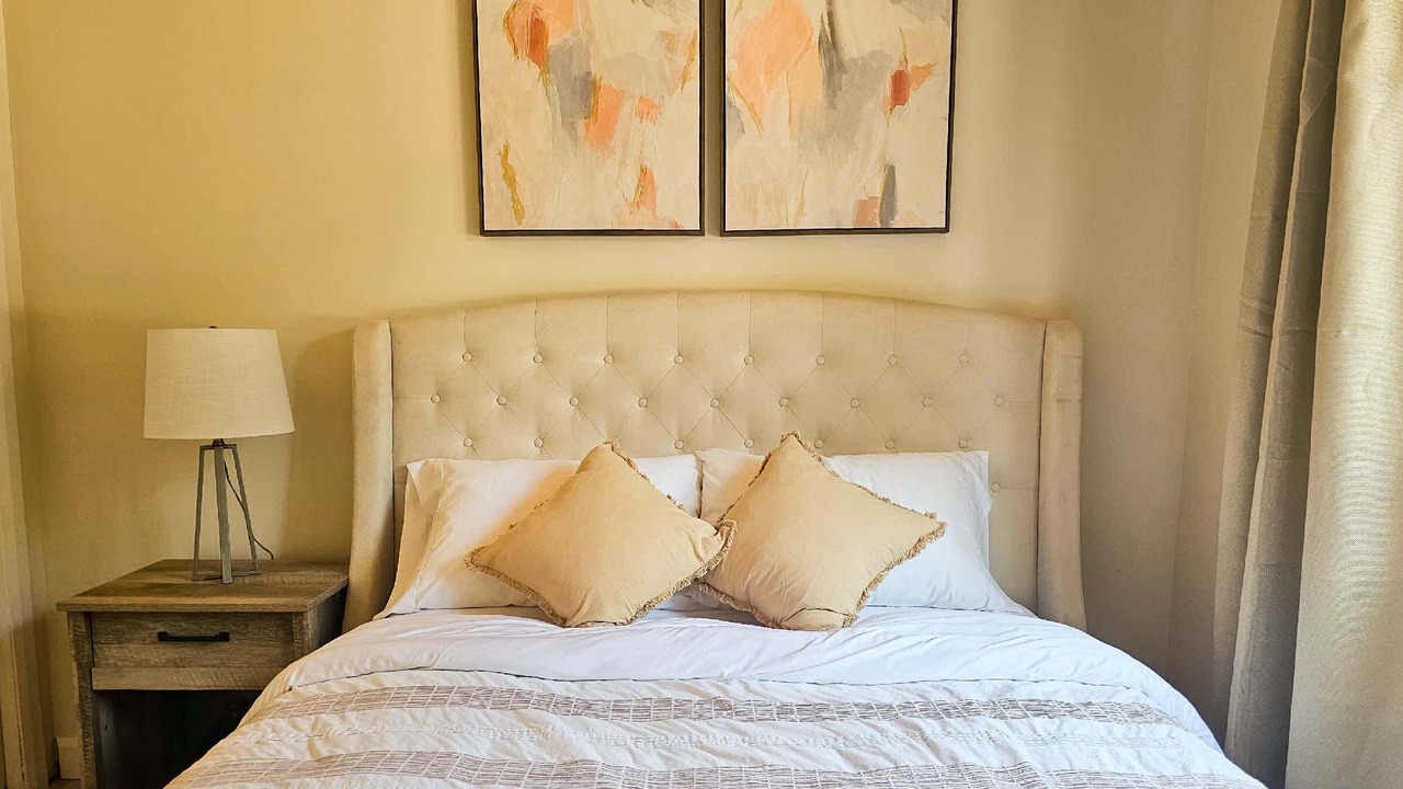 Photo of Bedroom in Mansfield-et-Pontefract