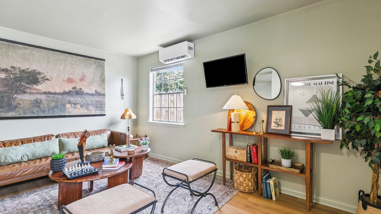 Photo of Livingroom in Bywater