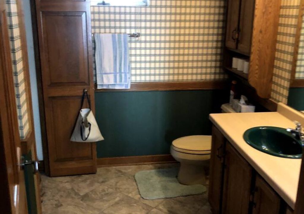 Photo of Bathroom in Neenah