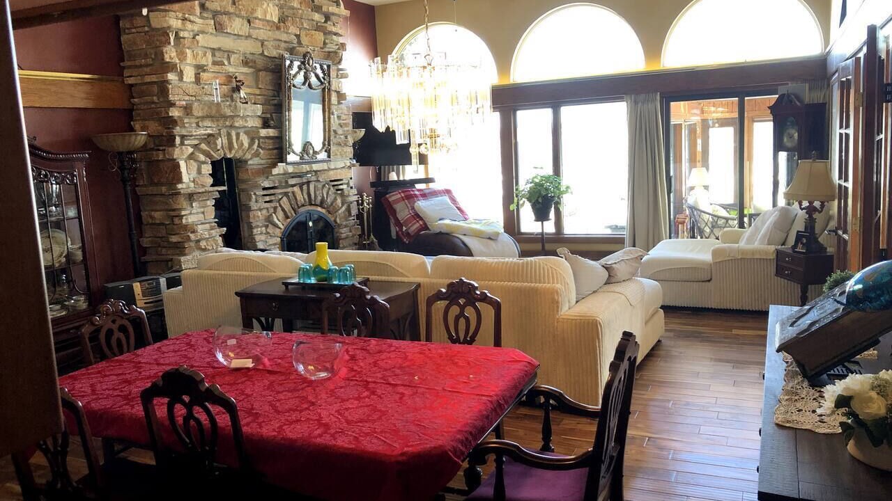 Photo of Livingroom in Neenah