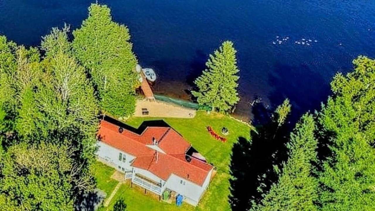Photo of Outdoor in Larouche