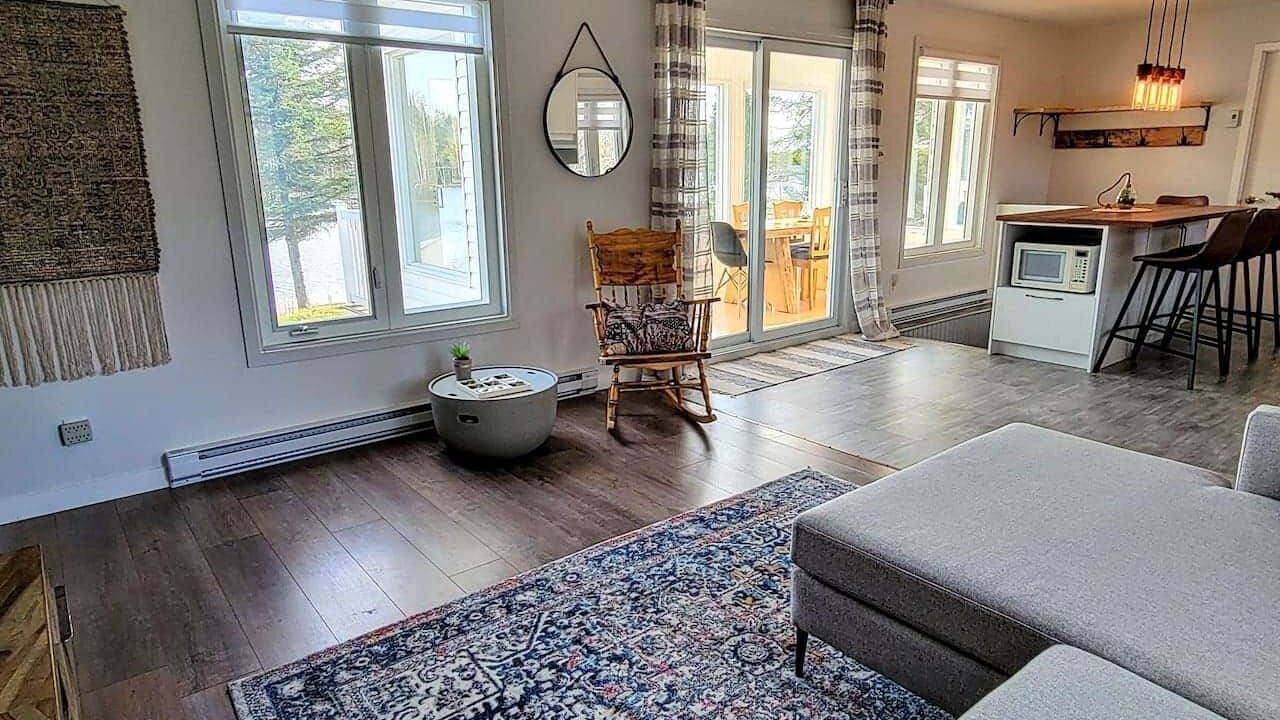 Photo of Livingroom in Larouche