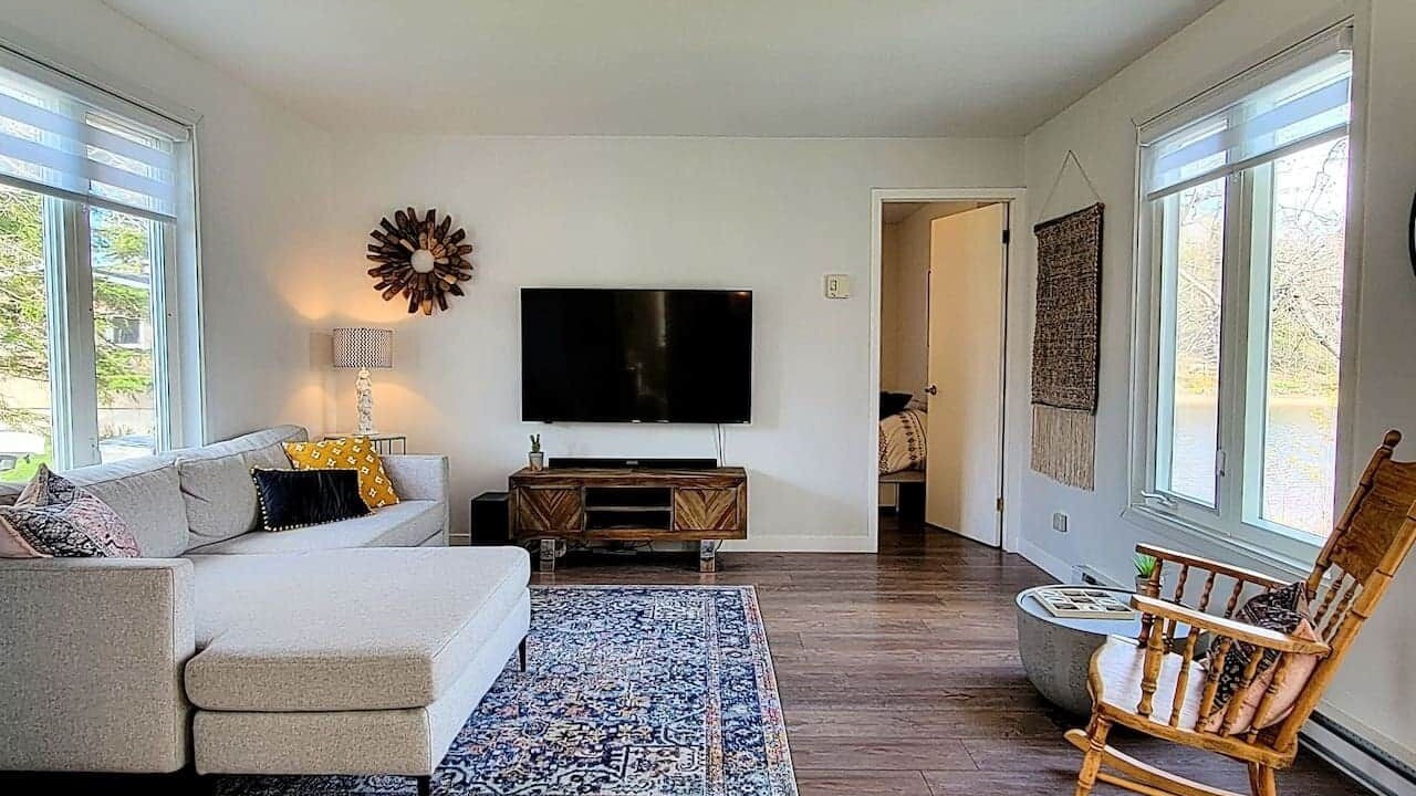 Photo of Livingroom in Larouche