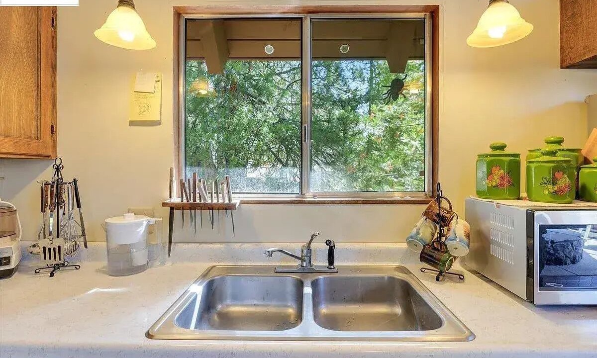 Photo of Kitchen in Strawberry