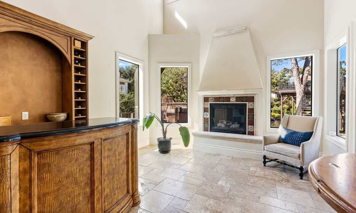 Photo of Livingroom in Rivercrest