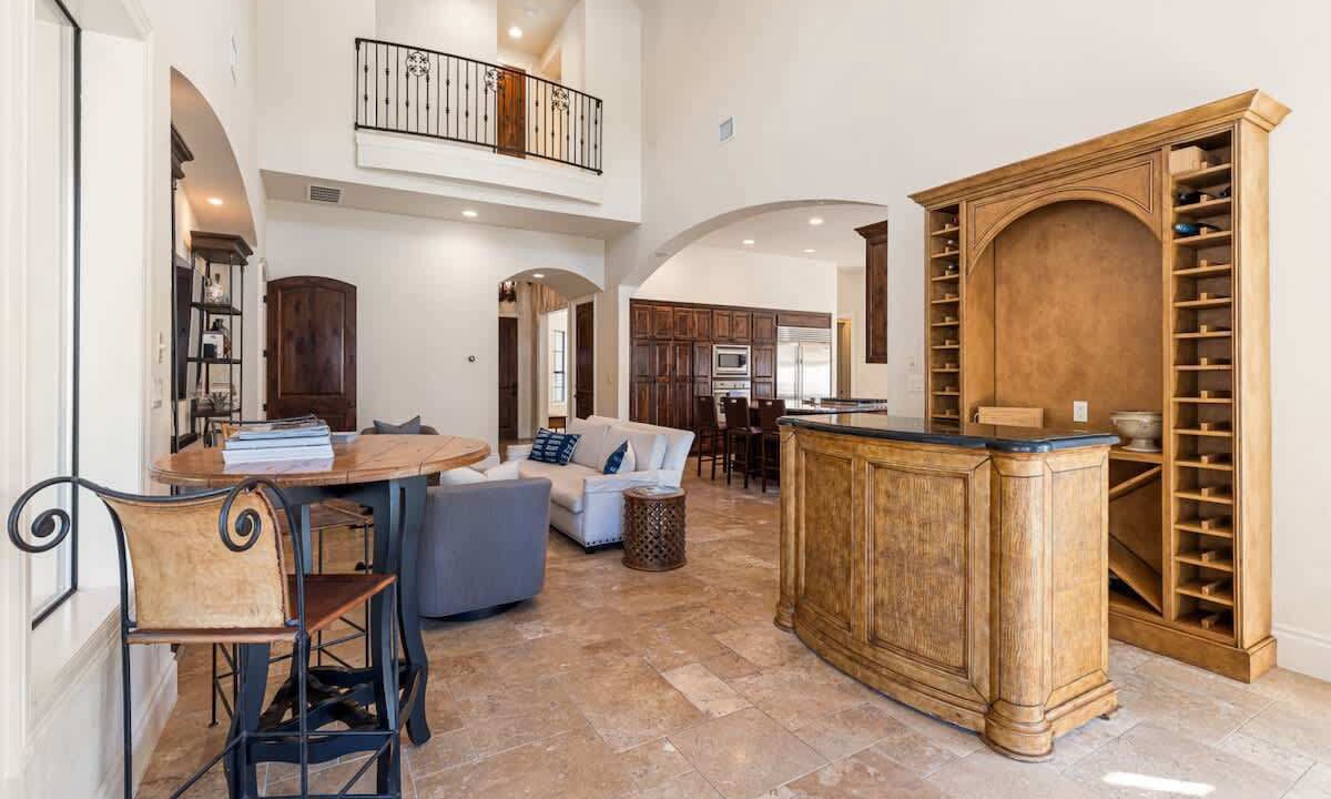 Photo of Livingroom in Rivercrest