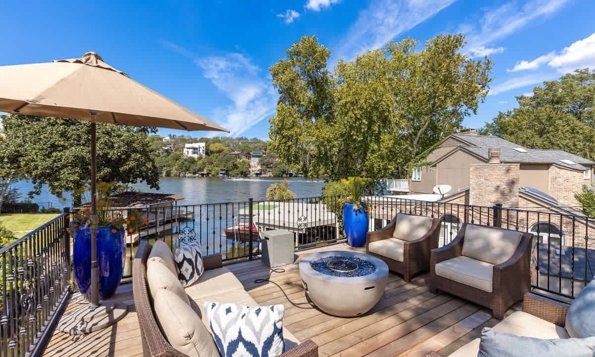 Photo of Outdoor in Rivercrest