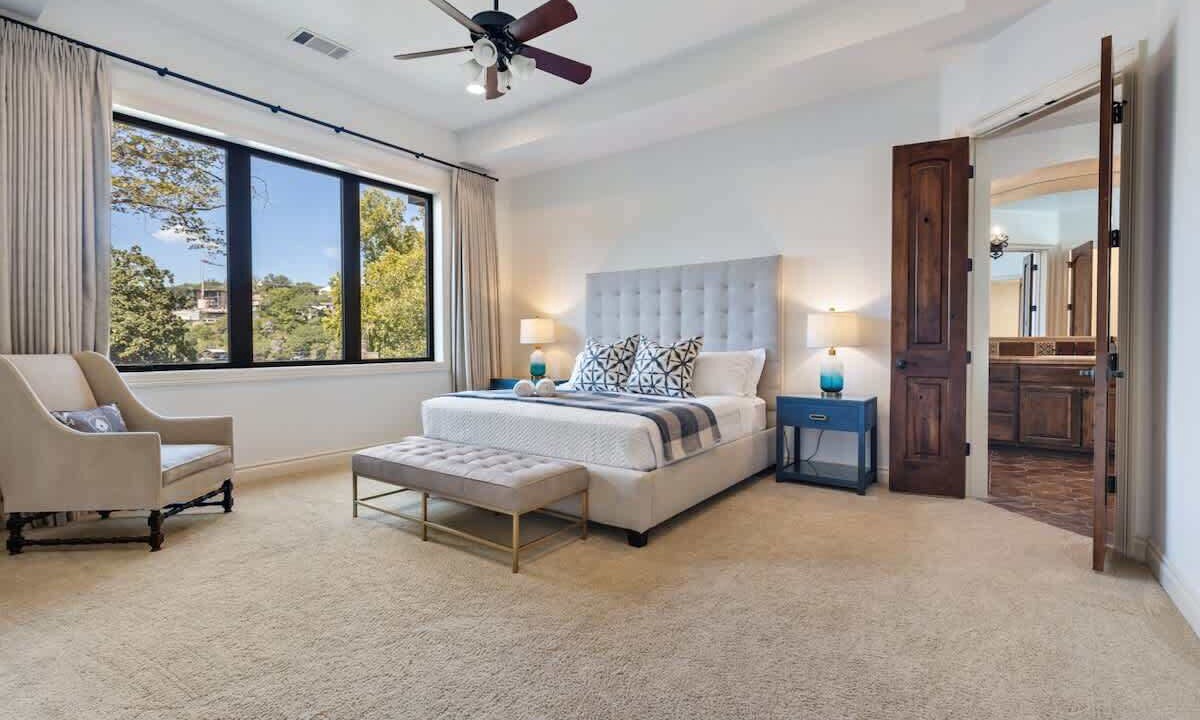 Photo of Bedroom in Rivercrest