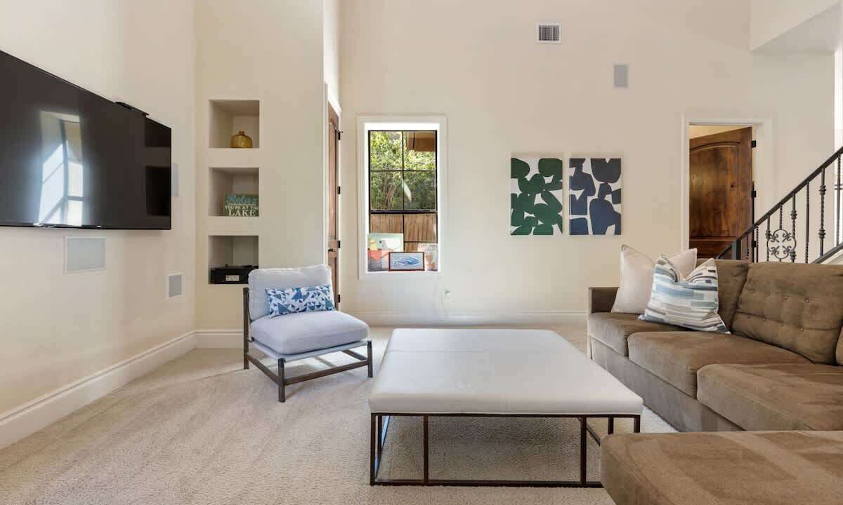 Photo of Bedroom in Rivercrest