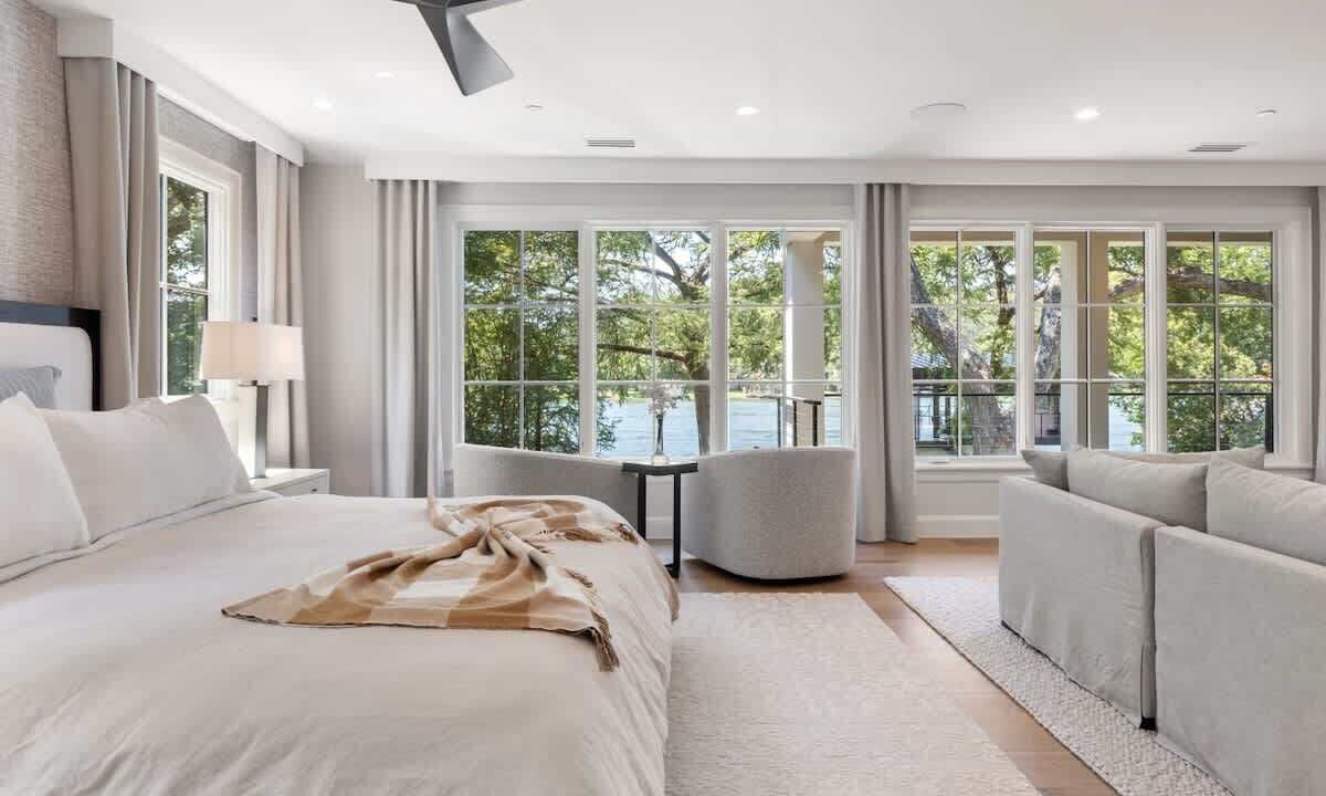 Photo of Livingroom in Rivercrest