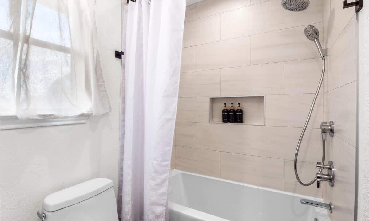 Photo of Bathroom in Springwoods