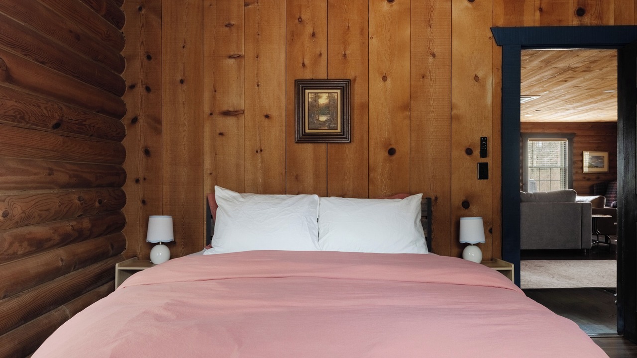 Photo of Bedroom in Lake Lure